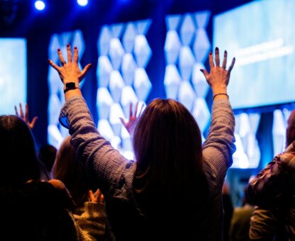 pexels-caleboquendo-15672803